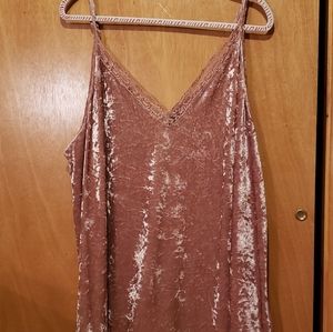 Torrid crushed velvet tank size 22-24